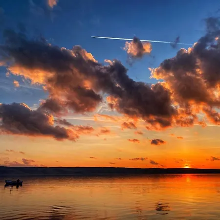 Lora * Starigrad Paklenica