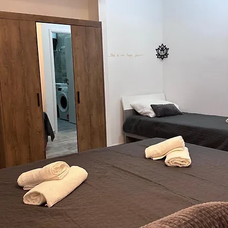 Lora Apartament *